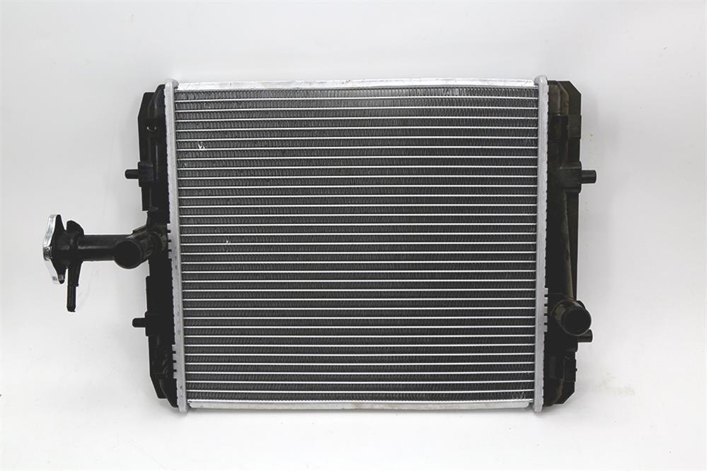 10193977-00 BYD Mobil BYD F0 Radiator aluminium pada tangki air